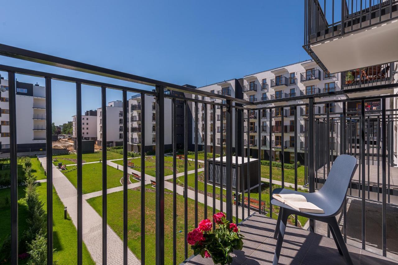 Okecie Airport Studio Bakalarska 2 P&O Serviced Apartments Варшава Экстерьер фото