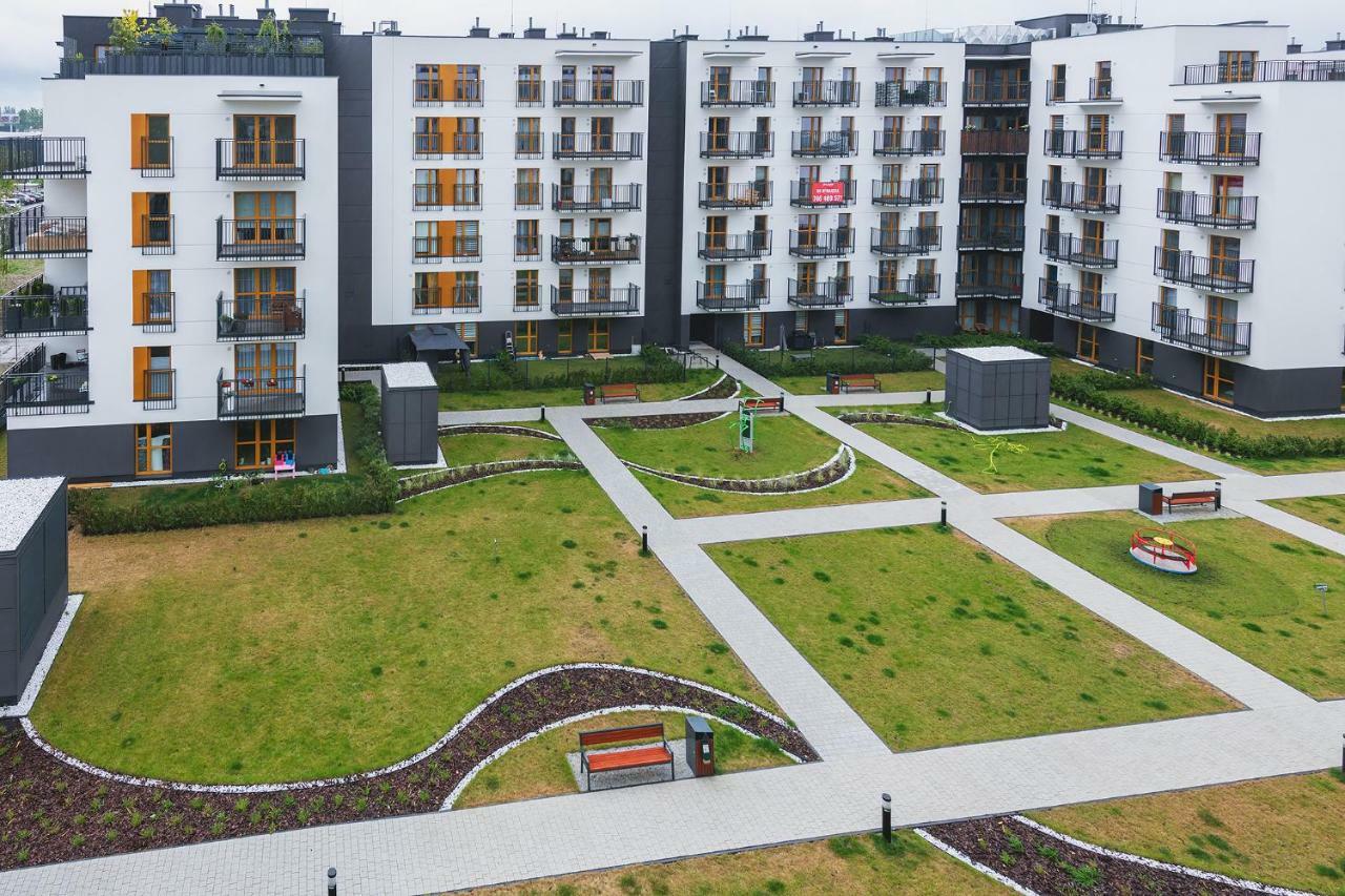 Okecie Airport Studio Bakalarska 2 P&O Serviced Apartments Варшава Экстерьер фото